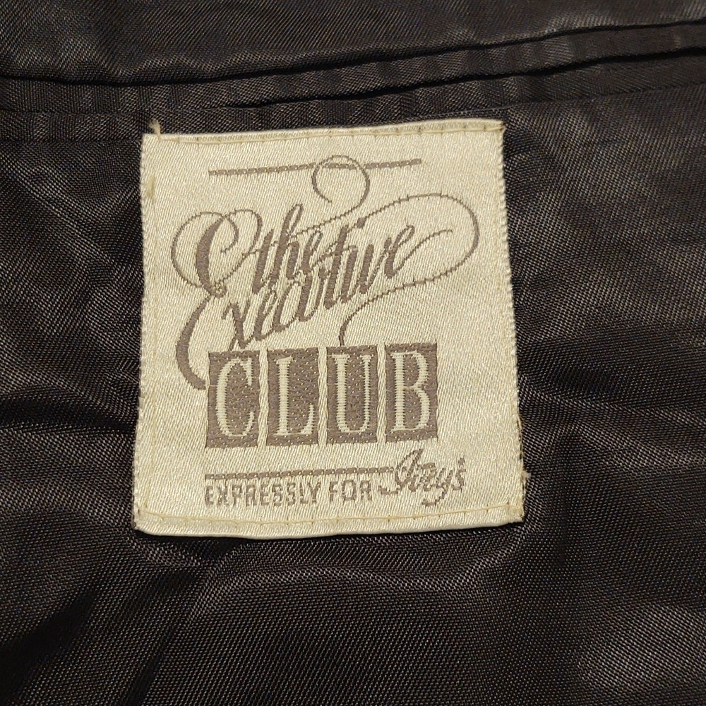 The Executive Club Women's Blazer - Picture 5 of 9